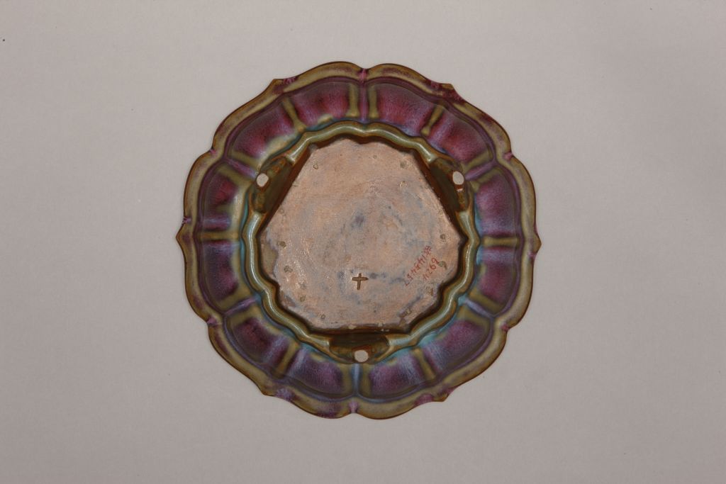 图片[3]-Jun kiln rose-purple glaze rhombic three-legged flowerpot holder-China Archive